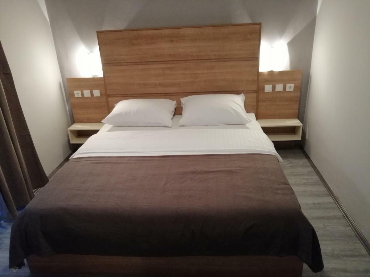Apartmani Simon Лопар Екстериор снимка